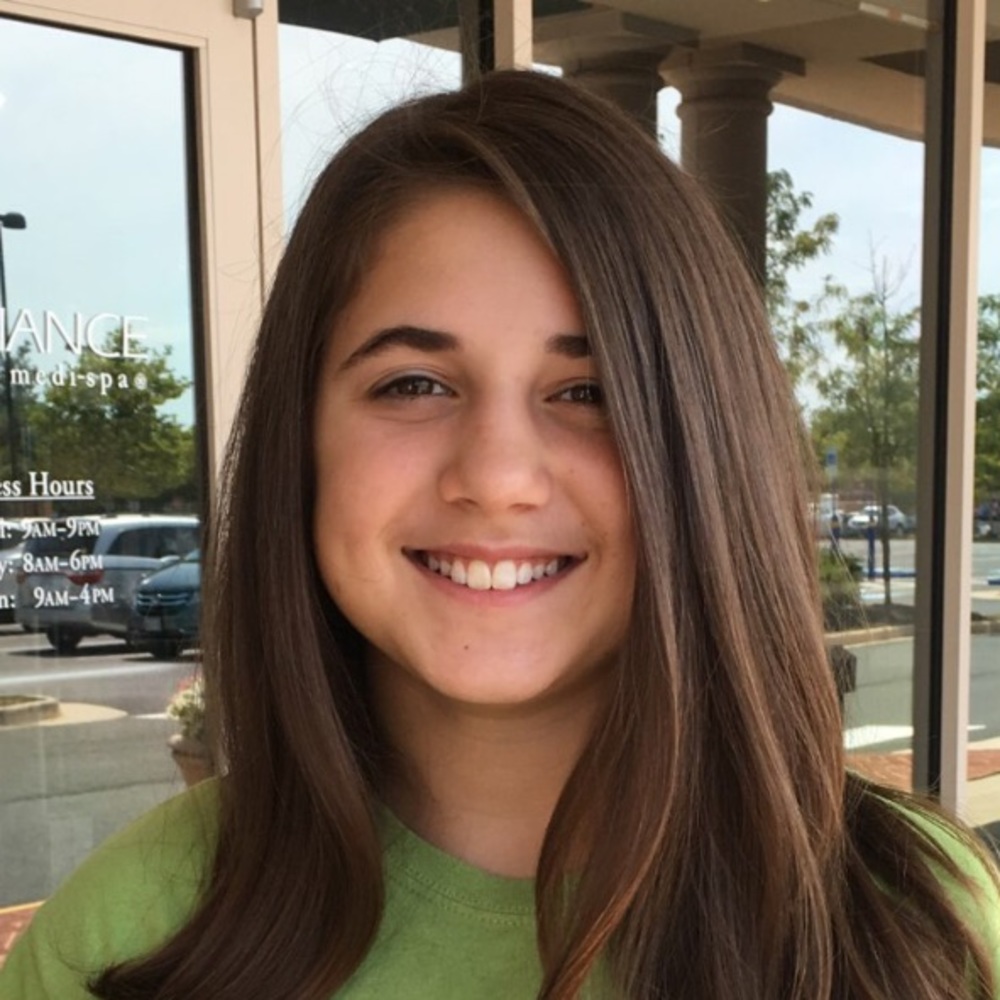 Meet your Posher, Brenna